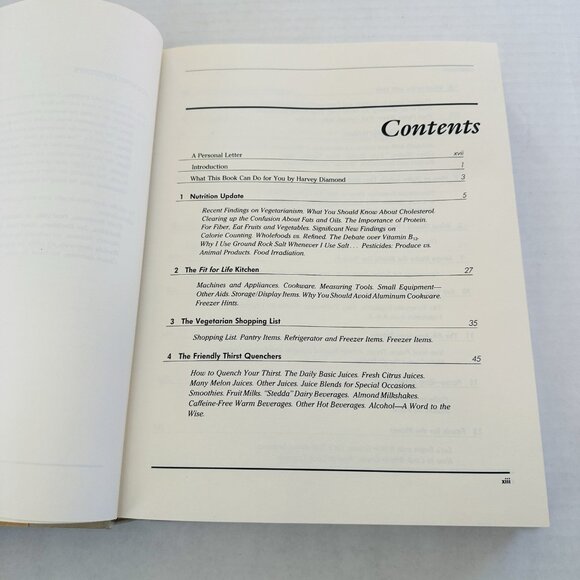 1990 American Vegetarian Cookbook Fit For Life Marilyn Diamond 422 pgs Hardcover - Picture 10 of 16